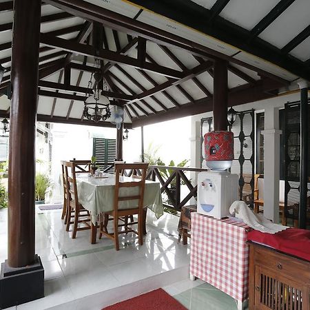 Reddoorz Near Adisucipto Airport Hotel Джокякарта Екстериор снимка